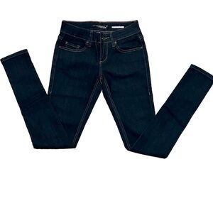 NWOT Hot Topic Lovesick The Skinny Dark Jeans Sz 0 Discontinued!